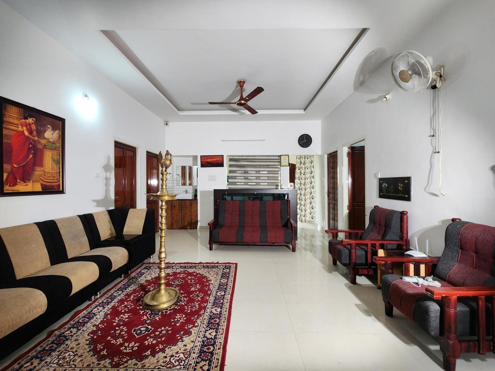 Happyhomes Homestay Thiruvananthapuram Ngoại thất bức ảnh