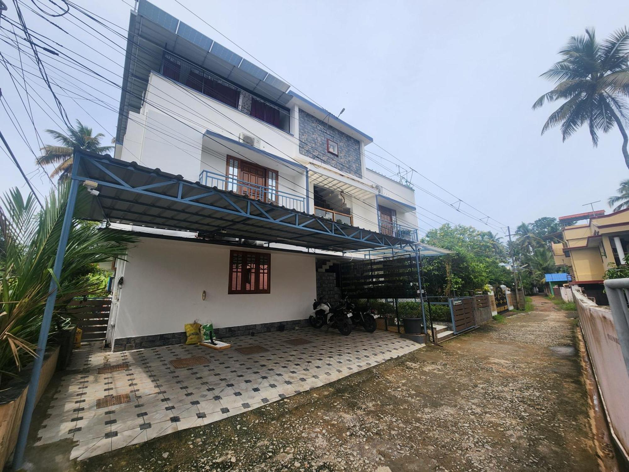 Happyhomes Homestay Thiruvananthapuram Ngoại thất bức ảnh