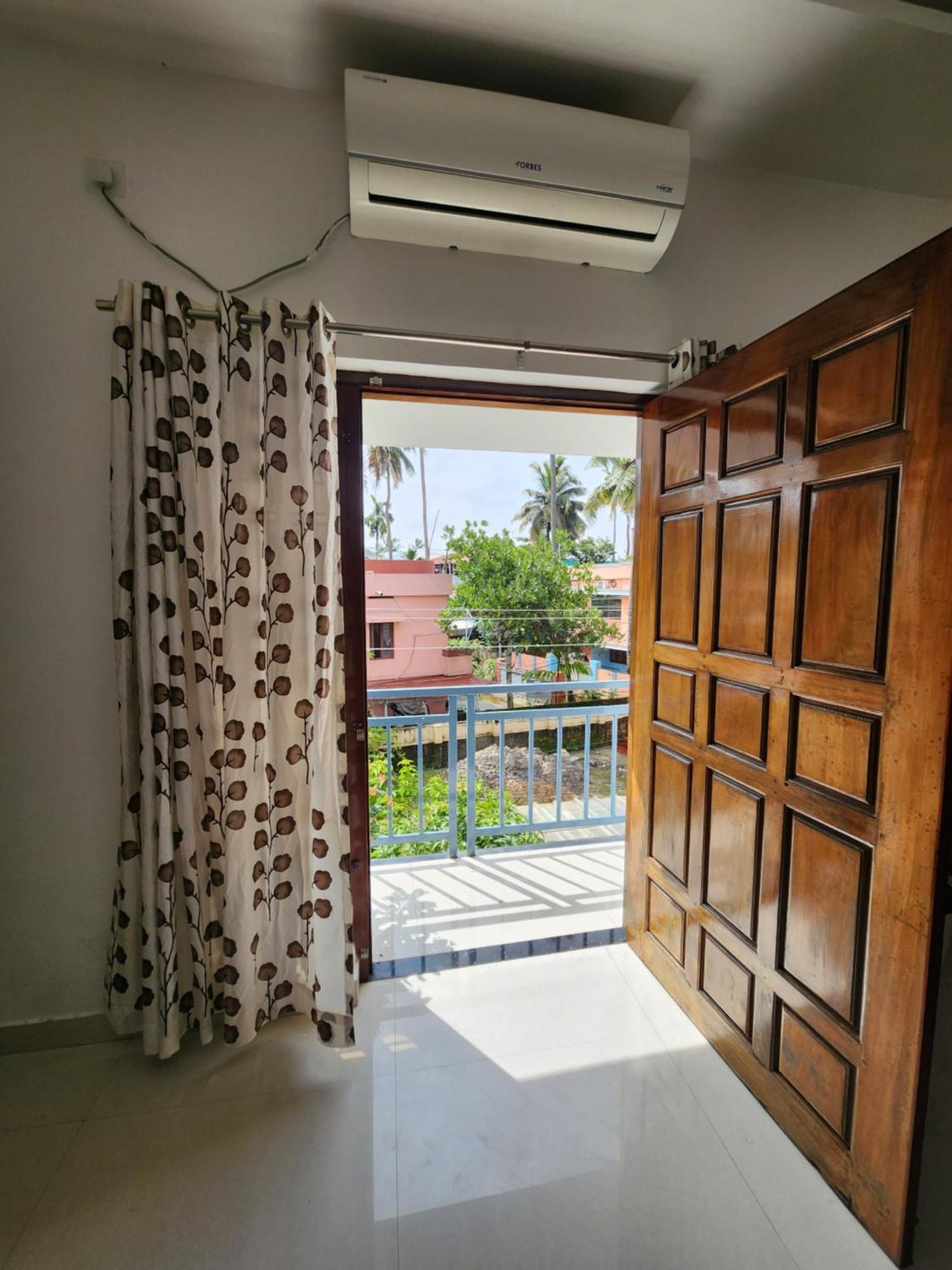 Happyhomes Homestay Thiruvananthapuram Ngoại thất bức ảnh